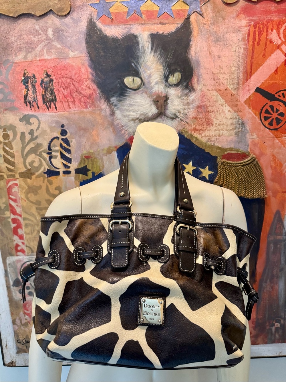 Dooney & Bourke 1975 Vintage Brown and Cream Giraffe-Print Leather Shoulder Bag